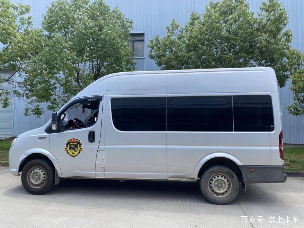 初心坚守，御风勇行！顺丰小哥获“东风轻型车勇行小哥”称号(图3)