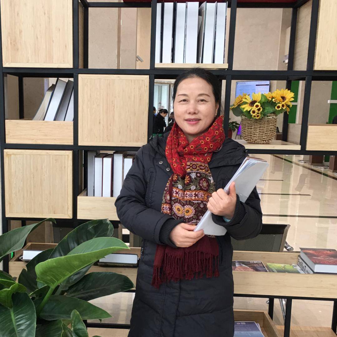 泾县法院退休老干部张英莲获“泾县老干部‘银辉耀泾川’正能量之星”称号(图2)