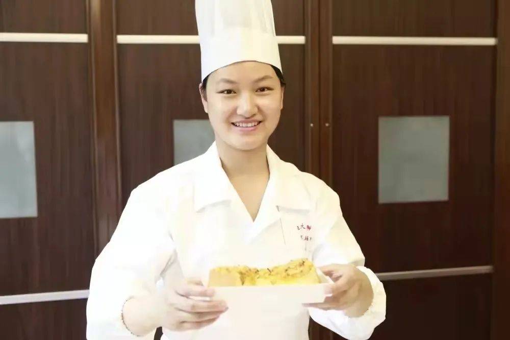闵行3名同志荣获上海市卫生健康系统先进个人荣誉称号(图1)