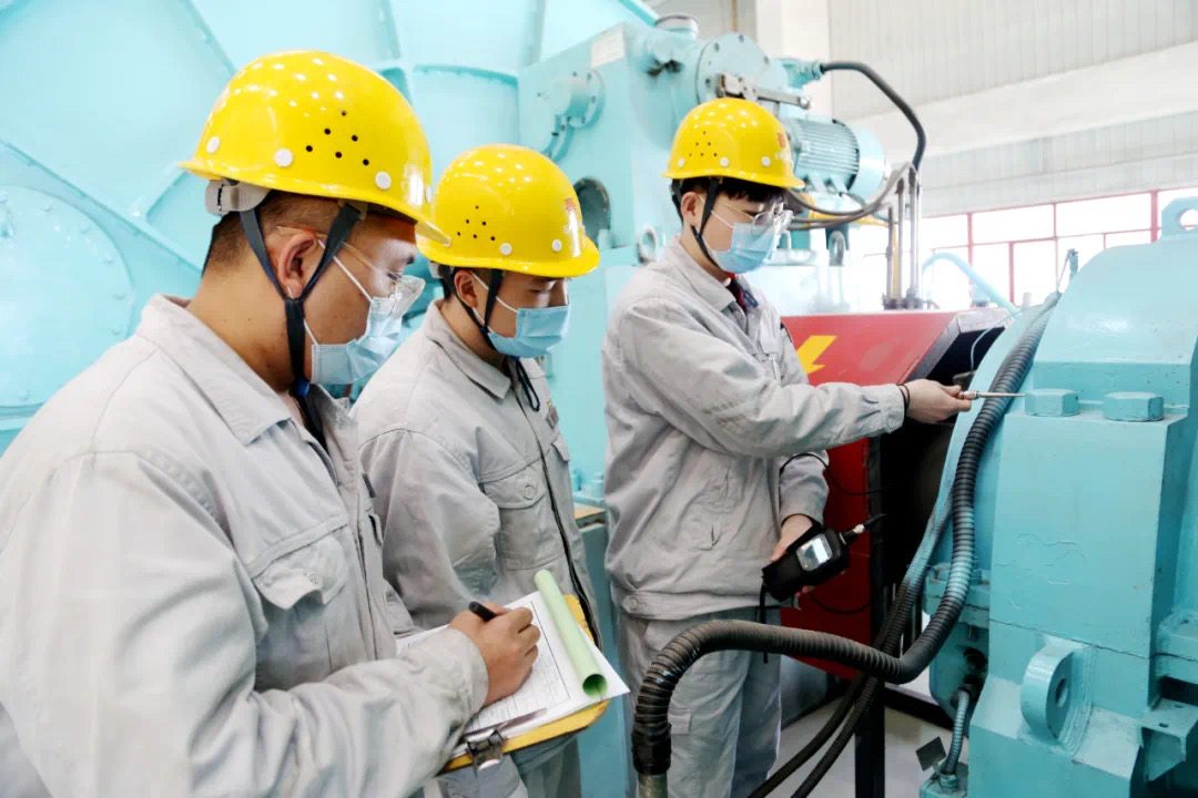 王坪发电发电运行部获得“山西省工人先锋号”荣誉称号