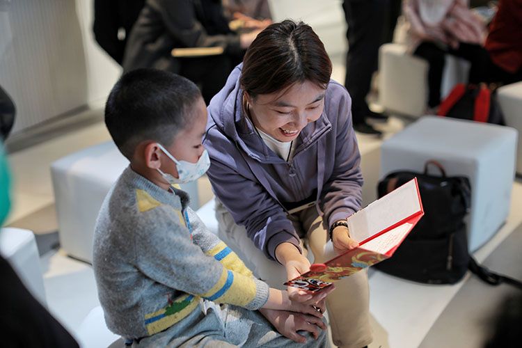 西城区60人获得