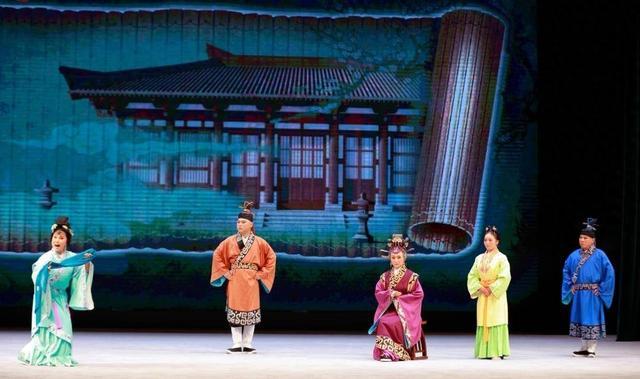 沈阳大学青年教师邵迎华获评“中国戏曲稀有剧种优秀青年传承人才”称号