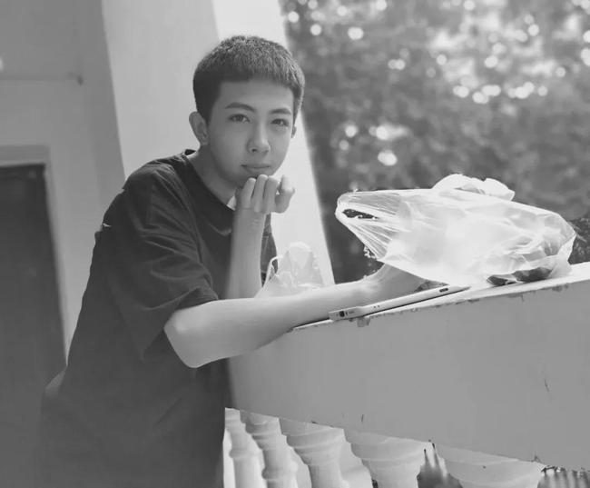 吕鹏同学被授予“青秀区见义勇为人员”荣誉称号